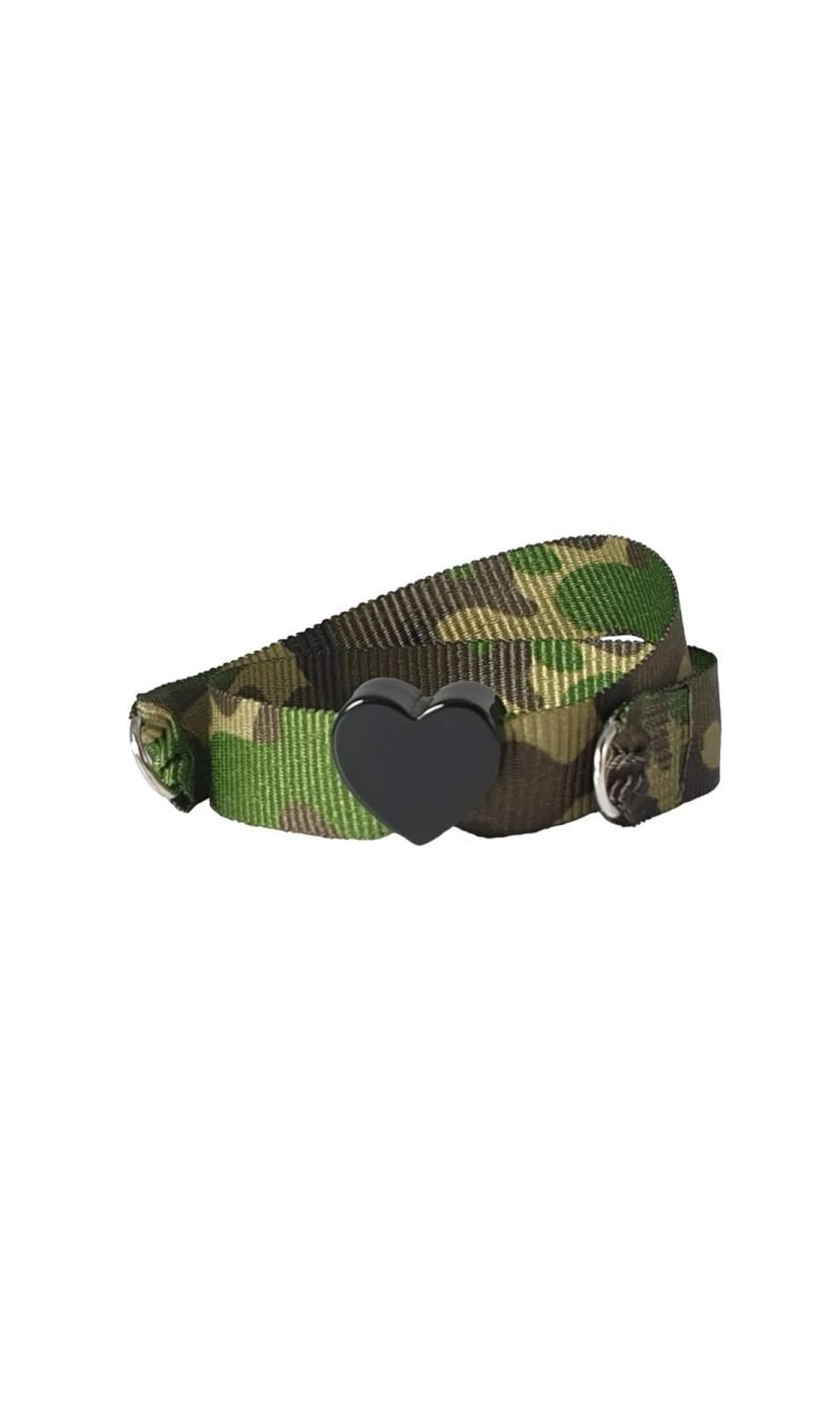 Bracciale camouflage verde cuore nero - Nora Pfeiffer